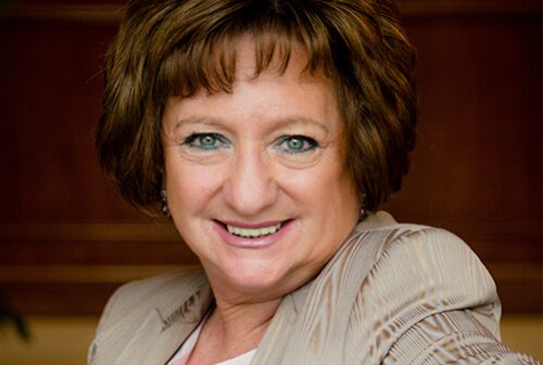 Liz Head and Shoulders