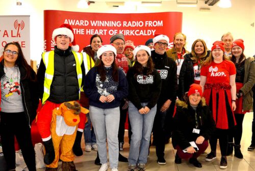 Kirkcaldys Christmas Spotlights 2022 K107 FM and LOLT Volunteers
