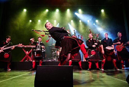 Red Hot Chilli Pipers 1 min